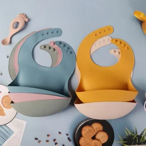 Lot 3 bavoirs en silicone (lavable)